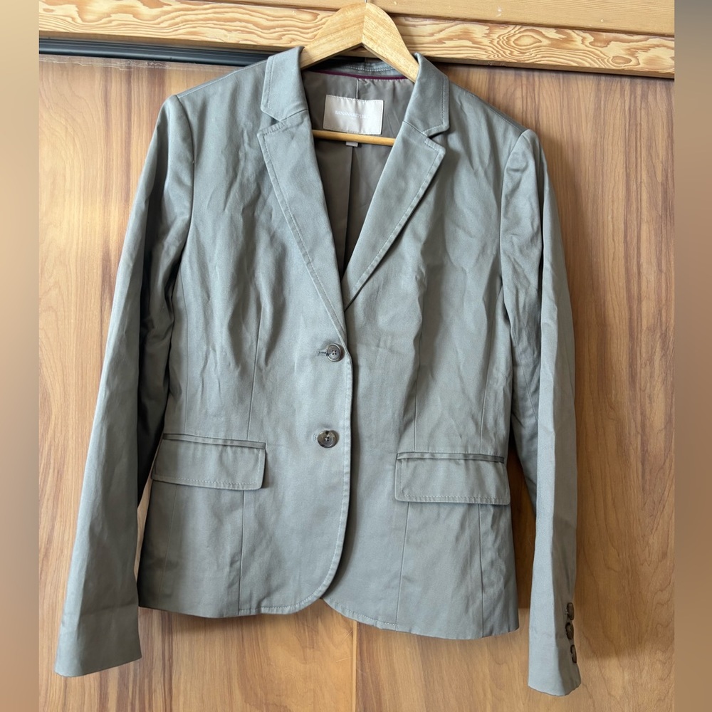 Stylish Beige Jacket, suit jacket, Banana Republic blazer, size 8